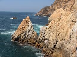 Sé parte de una experiencia imperdible en acapulco. La Quebrada Acapulco Mapio Net
