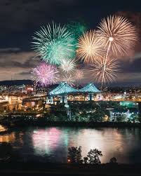 11 2 K Abonnes 698 Abonnements 381 Publications Decouvrez Les Photos Et Les Videos Instagram De Sim Canada Day Fireworks Fireworks Festival Travel Pictures