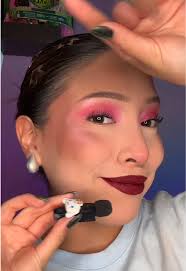 El UNO decide mi maquillaje: reto de maquillaje divertido