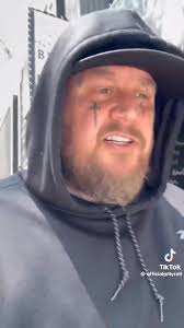 So proud of Jelly Roll!!! ❤️🥰❤️