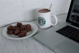 Dari sekian banyak orang yang menyukai coklat, ada juga beberapa diantaranya yang menghindari makan terenak ini. Ini Kenapa Kamu Harus Lebih Banyak Makan Cokelat
