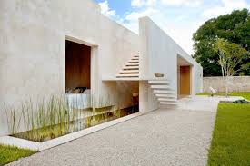 Gravier Blanc Pour Le Jardin Astuces Et Idees Deco Minimalist House Design Minimalist Architecture House Exterior