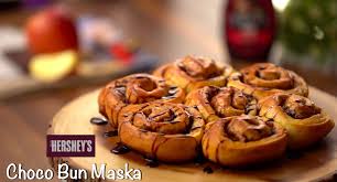Choco Bun Maska Recipe How To Make At Home Thefoodxp Pillowy soft steamed buns filled with a sweet, savoury saucy pork filling. choco bun maska recipe how to make at