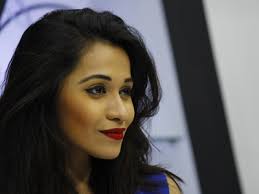 She also played a role of shatabdi in peterson hill on sab tv. Study Finds Indian Women Are The Most Confident In The World