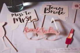 Whether you want to stick to the tried and true or hot and hip, here's a list of gift ideas to get you started. Bridal Shower Gift Ideas 10 Gifts She Ll Love Tips On How To Choose One Happy Cards
