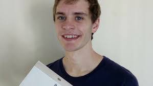 Samuel Thorp's Instagram, Twitter & Facebook