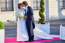 Check spelling or type a new query. Hochzeiten Die Brautkleider Der Stars Gala De
