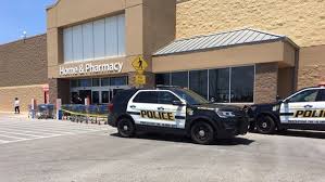 Private Officer Breaking News Tx Walmart Loss Prevention Agent Stabbed Repeatedly By Shoplifter San Antonio Tx Ju Prevention Security Officer Security Agents