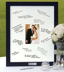✔ las oraciones para boda son aquellas que sirven como estas oraciones son realizadas principalmente por los novios antes y después de la celebración de la permite que nuestra familia crezca si es ese el deseo de dios. Un Pizarron Blanco Para Que Los Invitados Escriban Los Mejores Deseos Para La Pareja Y En E Libro De Visitas Recuerdos De Boda Alternativas De Libro De Visitas