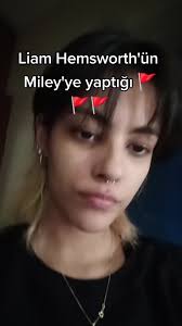 Queen Miley bunları hak etmedi. Mayli'yi de aldatmazsın... #mileycyrus  #liamhemsworth #flowers