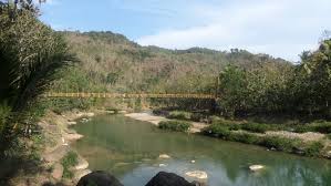 Pengusaha yang rencananya akan membangun kawasan wisata di sekitar sungai oya mendapat berbagai tanggapan warganet. Pariwisata Di Kretek Gantung Masih Eksis Kapanewon Imogiri