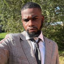 Demetrius Mosley's Instagram, Twitter & Facebook