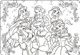 Coloriage Toutes Les Princesses Disney A Co Coloriage Coloriage Minnie Coloriage Princesse
