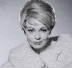 DANY ROBIN, LA PETITE FIANCÉE DE LA FRANCE