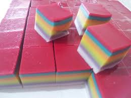 Ramai yang tidak tahu sebenarnya kuih lapis merupakan sejenis kuih yang berasal dari indonesia (kueh lapis). Resepi Kuih Lapis Chef Asma Resepimyresepi Boloit Com