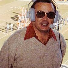 Longtime Padres public address announcer, San Diego radio voice John DeMott  dies at 80