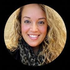 Amber Levan's Instagram, Twitter & Facebook