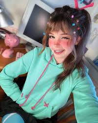 Belle Delphine Leaks Onlyfans - Pau CRM Hub