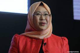 Tan sri dr jemilah mahmood berharap bahagian regulatori farmasi negara (npra) akan meluluskan penggunaan vaksin terhadap mereka penasihat khas kepada perdana menteri mengenai kesihatan awam, tan sri dr jemilah mahmood berpandangan, kerajaan seharusnya memberi. Time For Business To Drive Climate Action Pm S Adviser The Edge Markets