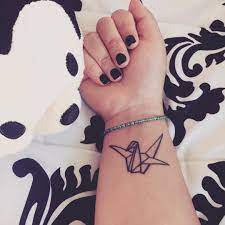 45 Unique Small Wrist Tattoos For Women And Men Simplest To Be Drawn Wrist Tattoos For Women Wrist Tattoos For Guys Tattoo Designs For Women