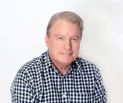 David Grout's Instagram, Twitter & Facebook