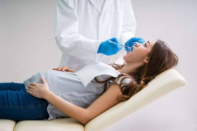From Pregnancy to Parenthood: How Oral Health Changes for Moms