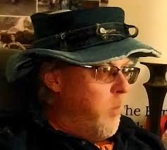 Hi,everybody. Another jeans jacket. Last time i forgot to tell that I  mainly use very old fabrics😁 A other jacket in the making! I'm so glad  with this group! You all make