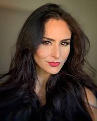 Wendy Braga luciendo fenomenal. 😍 #NosotrosLosGuapos de LUNES a VIERNES a  las 8AM/7C por #Unimas. #Repost Wendy Braga