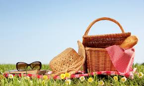 While the basic concept of a picnic basket is quite simple, some picnic baskets sold by gourmet stores are quite large and elaborate. Picnics In Abu Dhabi Things To Do Time Out Abu Dhabi