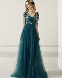 Atelier su tre piani, dedicati al mondo della sposa, cerimonia e pret a porter. Collezione Cerimonia 2019 Magazzini D Amico Balo Elbiseleri The Dress Aksamustu Giysileri