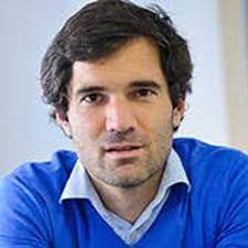 Iñaki Arrola's Investing Profile