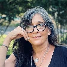 Karen Raskin's Instagram, Twitter & Facebook