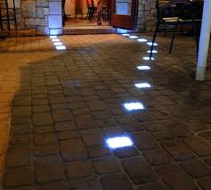 Pin Von Instudio E Photo Auf Home Outdoor Design Garten Ideen Aussenbeleuchtung Und Garten