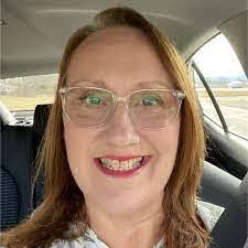 Cheryl Ruggles's Instagram, Twitter & Facebook