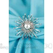 Bayan Bros Modelleri Moda Kombin Brooch Jewelry Fashion