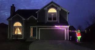 More detail related to our small house decor video: Fail Blog Christmas Decorations Epic Fails Funny Videos Funny Fails Cheezburger