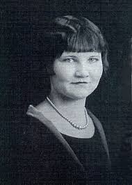 Delosta Peterson Schultz (1907-2001)