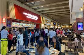 870 likes · 1 talking about this · 1,524 were here. å°ä¸­ä¸‰äº•outletç¾Žé£Ÿå¤§é›†åˆ å…¨å°é¦–åº§æµ·æ¸¯åž‹è³¼ç‰©å•†åŸŽ ä¸­éƒ¨æœ€å¤§outlet Park ç¨å®¶æµ·æ™¯æ'©å¤©è¼ª æˆ²é›ªä¸»é¡Œæ¨‚åœ' ä¸‰äº•outletç¾Žé£Ÿåƒä¸åœ Cindyçš„ç§˜å¯†èŠ±åœ'