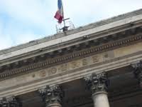 Les marchés boursiers du monde entier ont des horaires de d'ouverture différents selon votre cependant, étant donné que les horaires sont fixes sur différentes zones, ils varient en termes d'heure locale. Quel Est Le Calendrier Des Jours Feries A La Bourse De Paris En 2019 Bfm Bourse