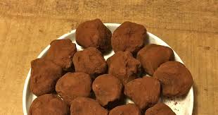Truffes Au Chocolat Noir De Christophe Michalak Truffes Au Chocolat Idee Recette Noel Recette Repas Noel
