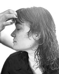 Did some finger coils today! 🍂 Loving the defined curls and bouncy  texture. Perfect for a natural and stylish look! 💕✨ I used A Curl Can  Dream by @matrix ! #FingerCoils #CurlyHair #