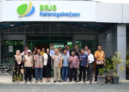 Melalui sistem keagenan perisai, bpjs ketenagakerjaan berupaya untuk memperluas cakupan kepesertaan dan pekerja informal atau bukan penerima upah (bpu) dan usaha mikro kecil menengah (umkm). Infopublik Konsep Sharoushi Jepang Bakal Diterapkan Di Indonesia