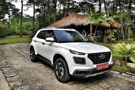 The 1.2l petrol engine comes in manual and automatic transmission options which are both frugal in returning i have hyunda xcent 2014 model. Hyundai Venue 1 0 Litre Gdi 6 Speed Manual Review Motorscribes
