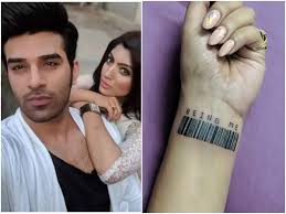 Exclusive Bigg Boss 13 Fame Paras Chhabra S Ex Girlfriend Akanksha Puri Gets A Tattoo Of His Name Removed Times Of India Share this picture to friends. ex girlfriend akanksha puri gets