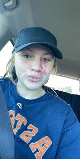 Cara Holman (@caralynn_holman)