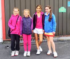 La fille prodige a commencé à jouer du violon à l'âge de trois ans. Telgruc Sur Mer Tennis Club Belle Victoire Des Filles De 11 12 Ans Le Telegramme