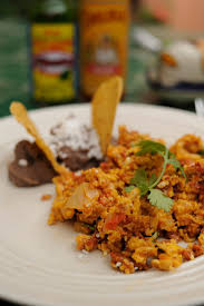 Huevos Revueltos Con Chorizo Recipe Via Grantourismo Egg Dishes Breakfast Breakfast Around The World Chorizo Recipes