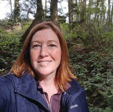 Linda Huckins's Instagram, Twitter & Facebook