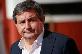 El 15° juzgado de garantía de santiago decretó la medida cautelar de prisión preventiva en su contra, por considerar que su libertad es peligrosa para la. San Ramon Adelantan Formalizacion De Alcalde Miguel Angel Aguilera Y Designan Fiscal Para Investigar Cohecho Electoral Por Recientes Comicios La Tercera