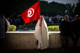 Du tennis, du rugby, du foot (en double entre l'euro et le tunisie algerie). Pourquoi Une Transition A La Tunisienne Est Inadaptee A L Algerie Middle East Eye Edition Francaise